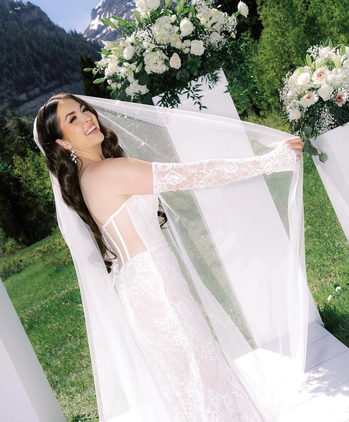 Bridal hair by Jentrie